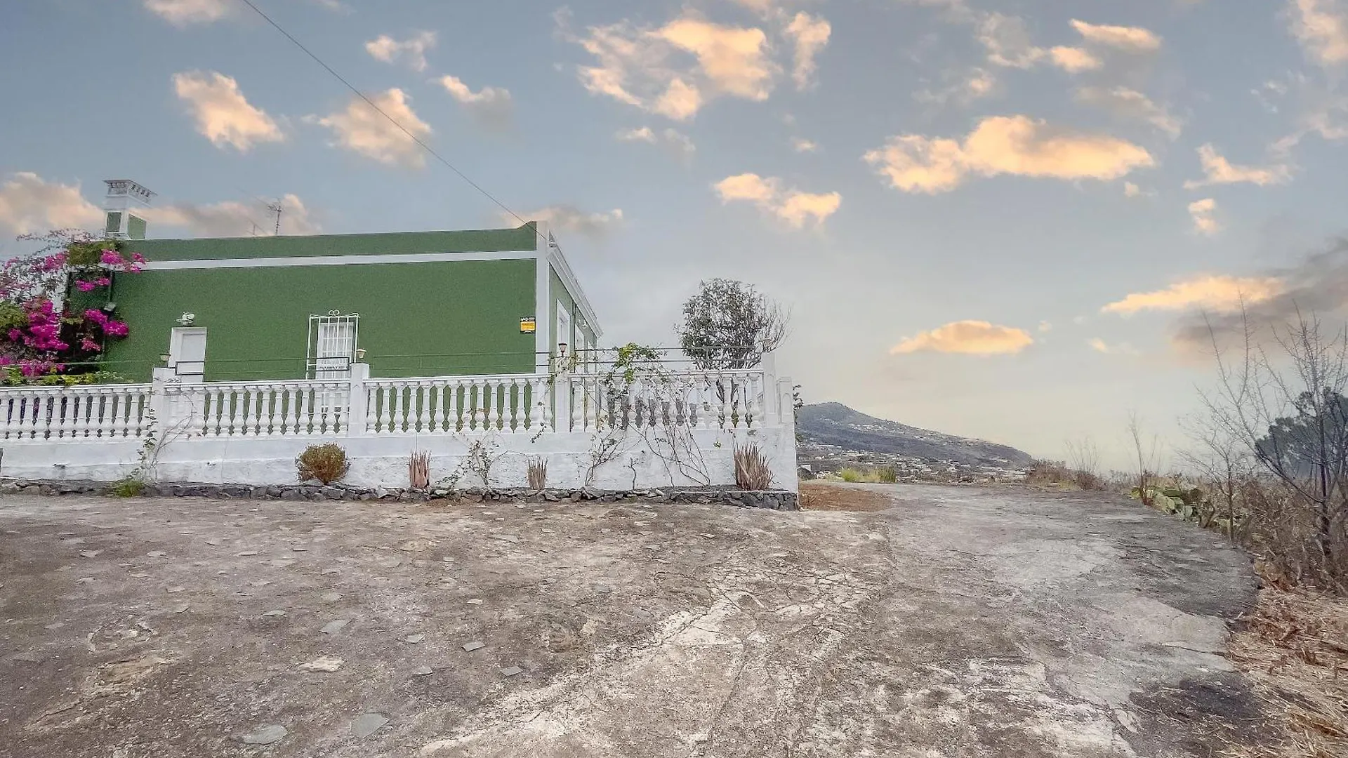 Lightbooking Brena Alta La Palma